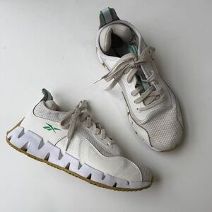 REEBOK $75 Womens 8 White Green Low Top Lace Up Running Sneaker Bin 4